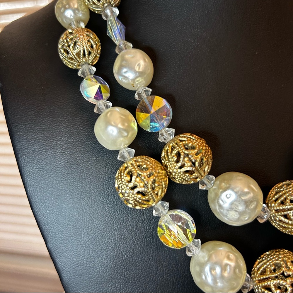 Gold and Pearl Vintage Beaded Necklace